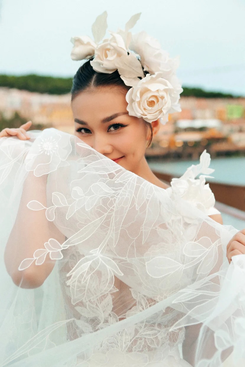 Thanh Hằng lần đầu đăng ảnh cùng chồng, khoe cận nhẫn cưới, làm điều đặc biệt đánh dấu chủ quyền - Hình 2