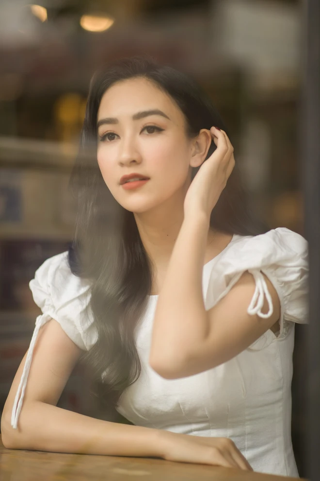 Á hậu Hà Thu: Đời tư trong sạch không scandal, bất ngờ vướng tin đồn trà xanh, thực hư? - Hình 7