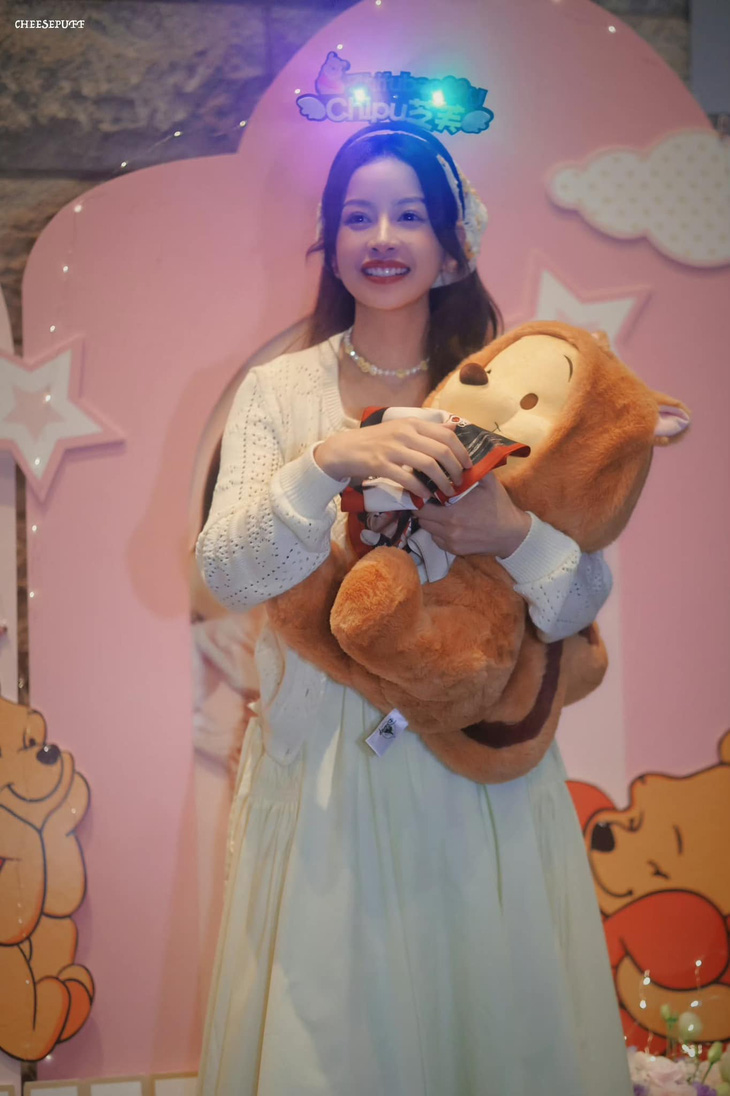Amber cùng Chi Pu làm 1 việc chấn động, thắng lớn tại show Trung Quốc khiến Ella đập bàn - Hình 12