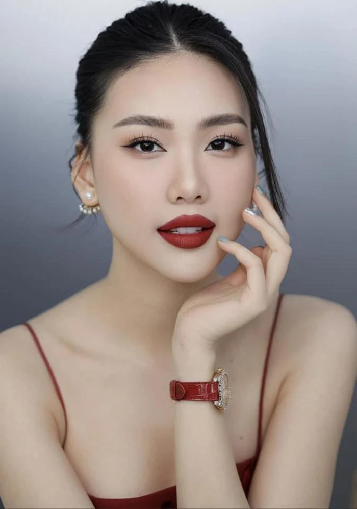 Bùi Quỳnh Hoa để lộ khoảnh khắc tố ngược bản thân không xứng đáng với vương miện Hoa hậu? - Hình 9