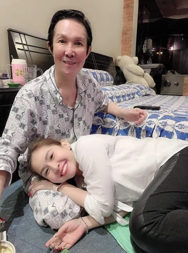 Con gái nuôi Vũ Linh bức xúc vì bị tung tin ăn chặn cát-xê của ba nuôi, chèn ép Hồng Phượng mất show - Hình 1