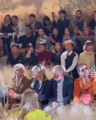 Khoảnh khắc dẹp loạn của fashion blogger Bryanboy tại show Hermès - Hình 5