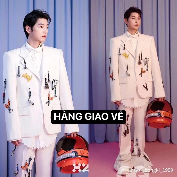 Song Joong Ki đúng là thảm họa khi để lộ chi tiết này, netizen thở phào mừng cho Song Hye Kyo - Hình 1