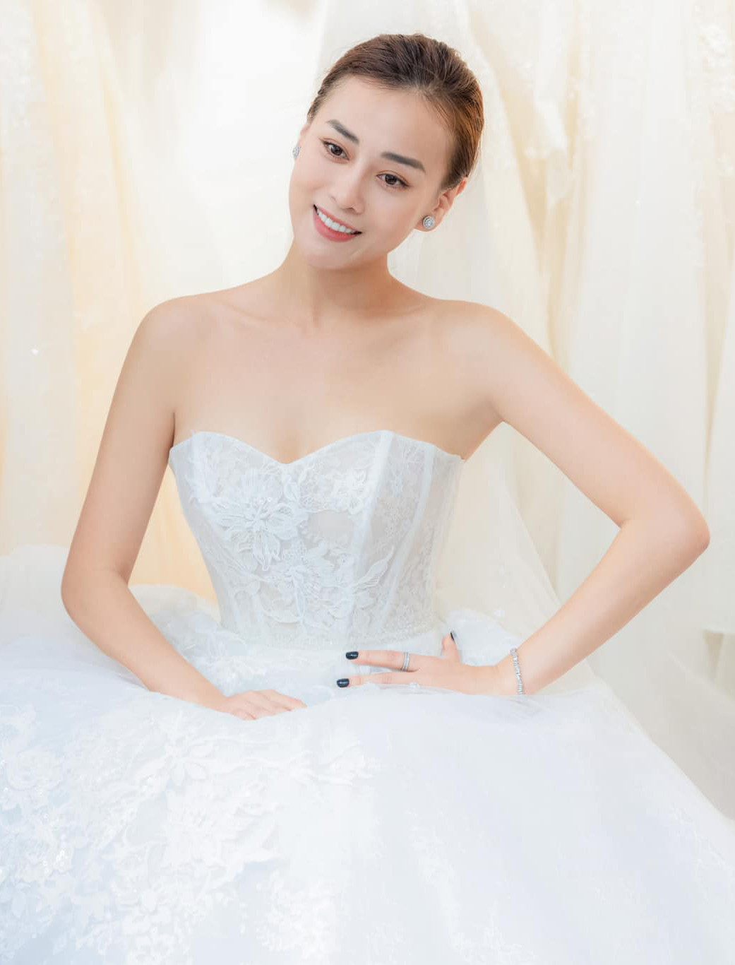 Vợ cũ Shark Bình đăng ảnh đá xéo Phương Oanh, khẳng định bản thân vẫn ổn hậu ly hôn - Hình 6