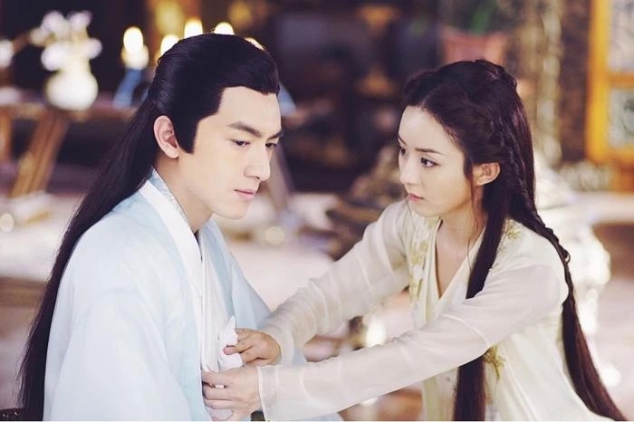 Triệu Lệ Dĩnh hơn thua với đàn em, vung tay chi mạnh 1 khoản để lên mặt, ai nhìn cũng choáng - Hình 1