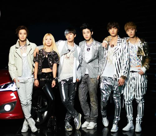 Lee Taemin: Cỗ máy nhảy debut 4 lần trong 11 năm và con đường đi đến nghệ sĩ solo nổi tiếng châu Á - Hình 4