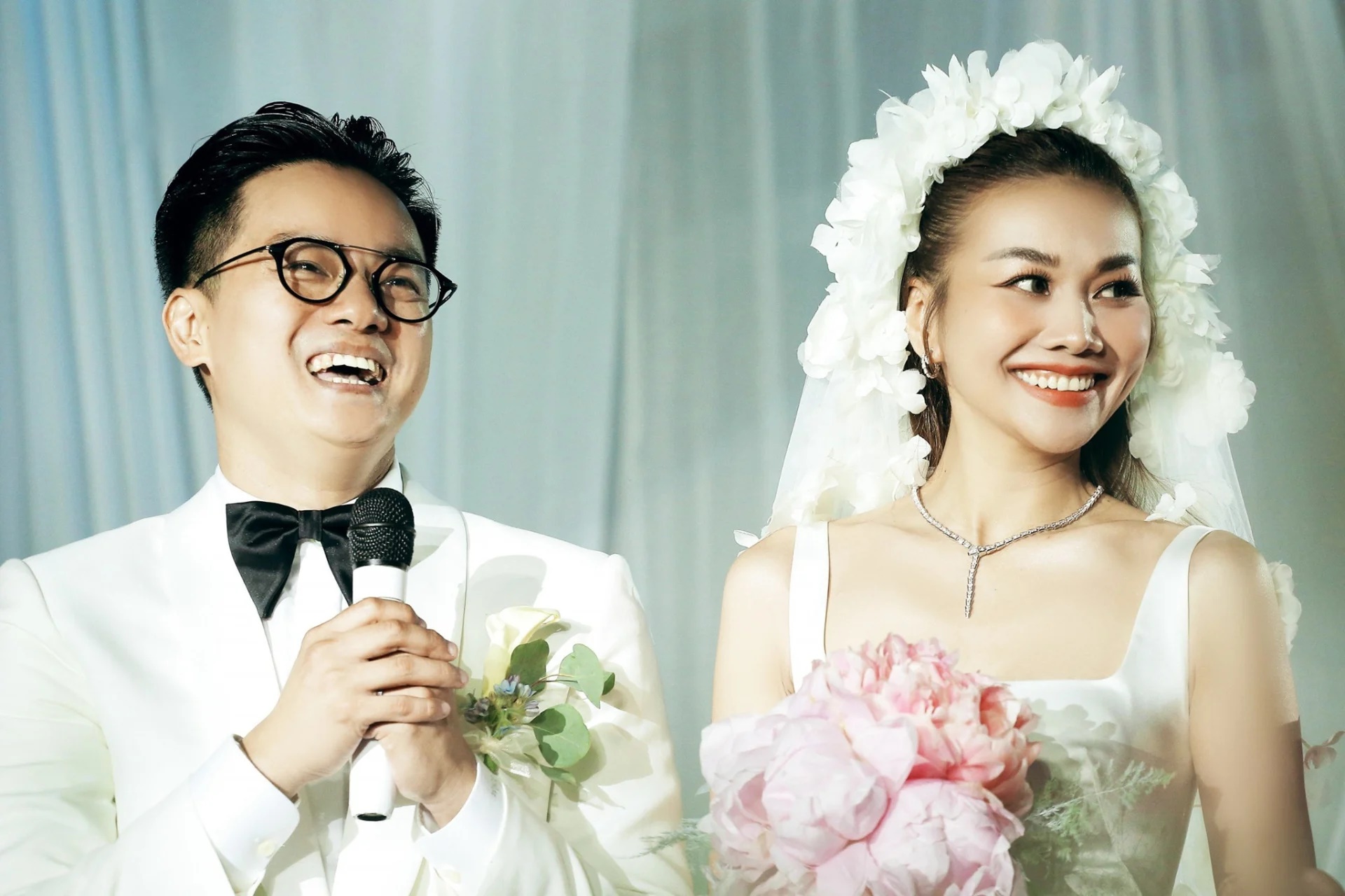 Thanh Hằng phàn nàn Hà Anh Tuấn hậu đám cưới, nói 1 điều ám chỉ mối quan hệ hiện tại, CĐM sửng sốt - Hình 2