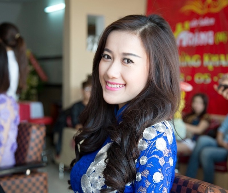 Bùi Lê Kim Ngọc: Người đẹp Tây Đô lấn sân đi đóng phim, bất ngờ có bầu với đạo diễn nổi tiếng - Hình 1