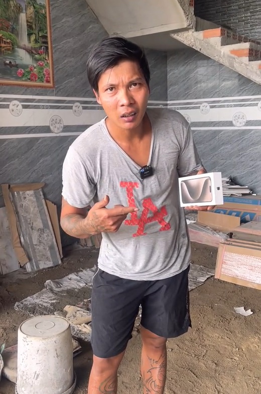 Lộc Fuho đập hộp Táo hơn 45 triệu, khẳng định là phụ hồ đầu tiên ở Việt Nam làm được điều này - Hình 1