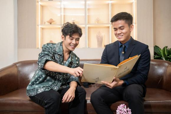 Puka than mệt vì đám cưới, Gin Tuấn Kiệt liền làm cho vợ 1 điều đặc biệt: Cưng chiều chẳng ai bì - Hình 1