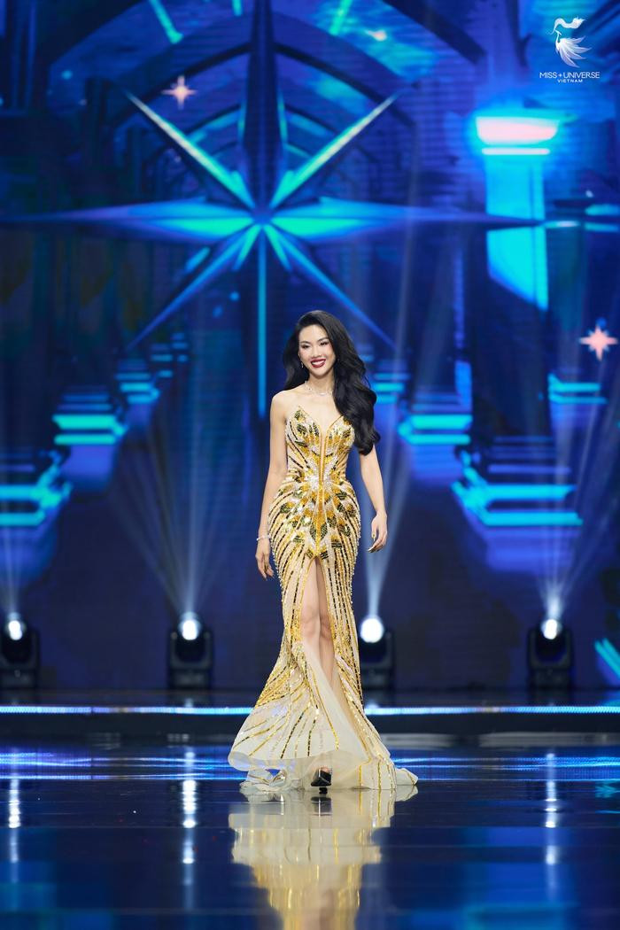 Bùi Quỳnh Hoa gặp loạt bất lợi lớn khi chinh chiến Miss Universe 2023, Hương Ly nói thẳng 1 điều - Hình 7