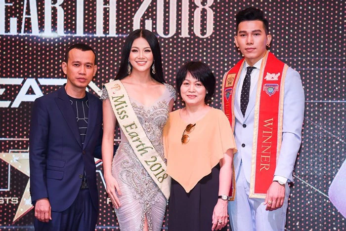 Phúc Nguyễn: Ông trùm hoa hậu quyền lực, đấu tố gay gắt với Phương Khánh và loạt người đẹp Việt - Hình 6