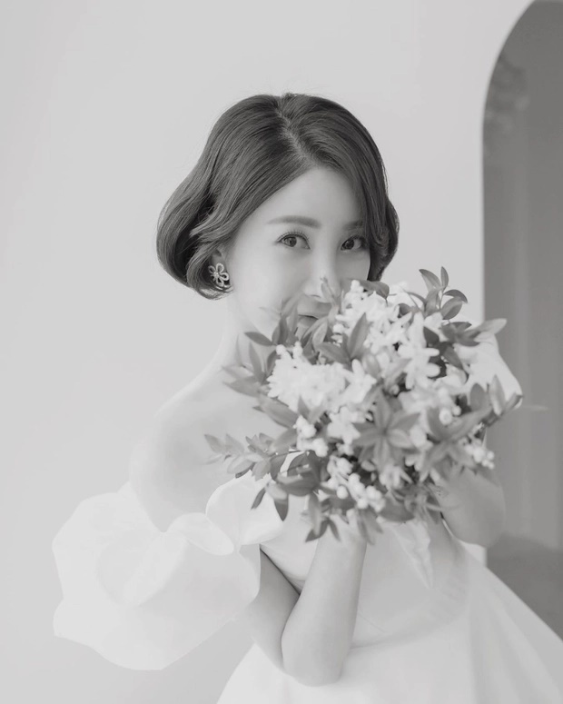 Seo In Young: Chị đại vướng tin đồn dạy dỗ IU, xấu hổ vì đọc báo mới biết chồng đệ đơn ly hôn - Hình 9
