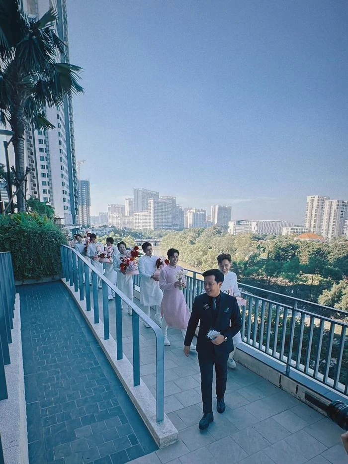 Mẹ Puka để lộ mối quan hệ với chị sui ngay ngày trọng đại, Anh Tú bóc lì xì khủng - Hình 4