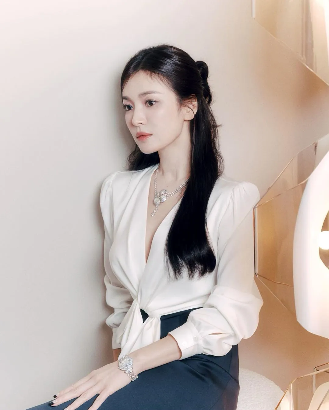 Song Hye Kyo công khai đáp trả tin đồn ăn bám Song Joong Ki, khẳng định vị thế ở Kbiz - Hình 3