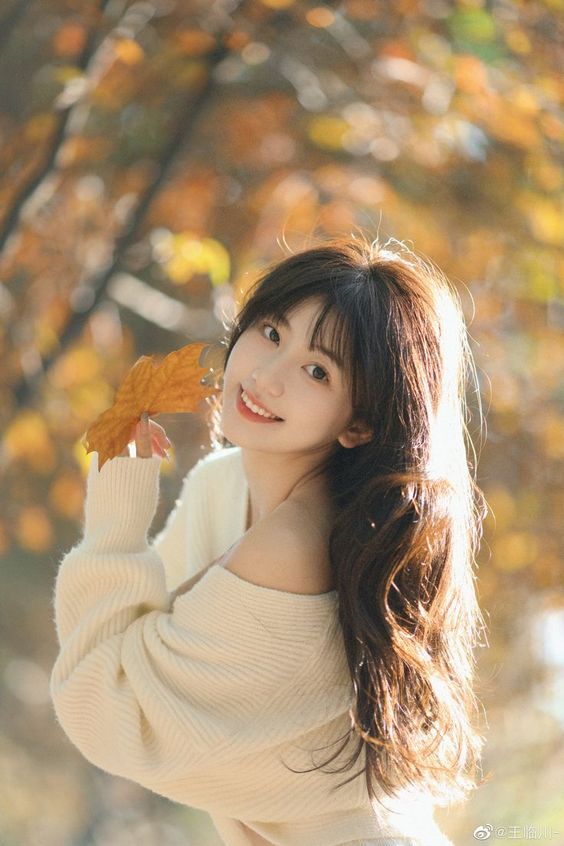Đúng Chủ nhật và thứ Hai (12/11 - 13/11), 3 con giáp mọi bề suôn sẻ, có thể ăn no ngủ kỹ, tiền bạc rủng rỉnh, hưởng đủ vinh hoa phú quý - Hình 1