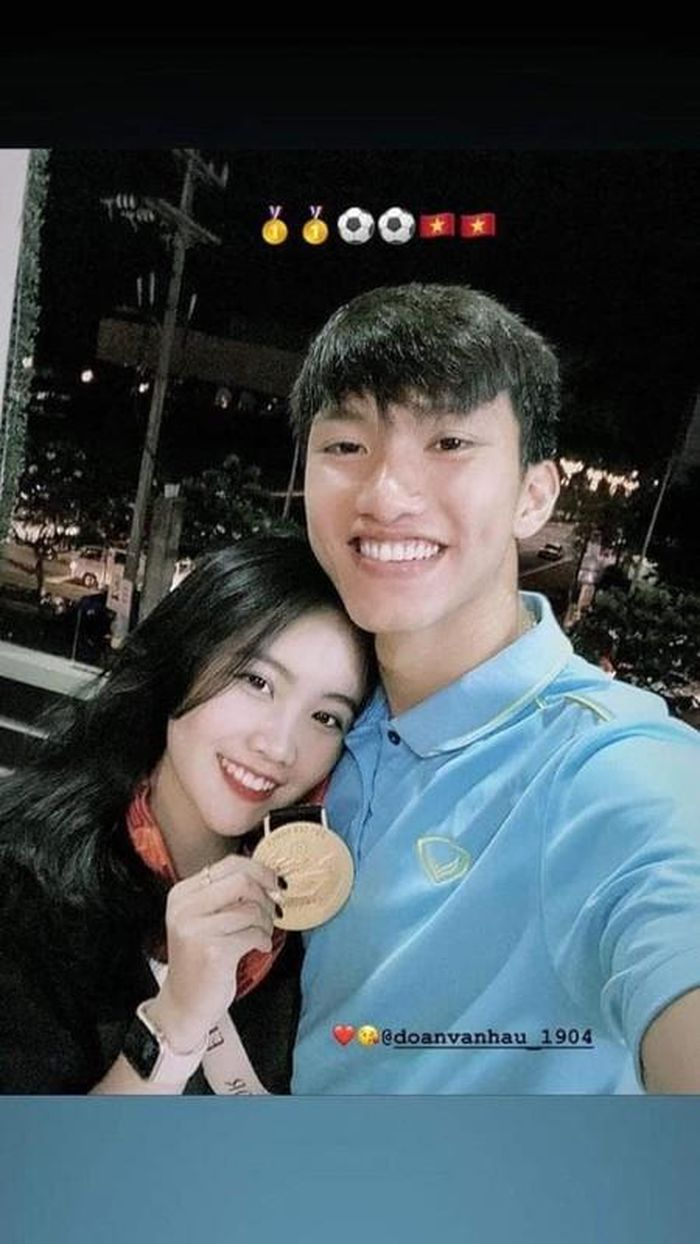 Đoàn Văn Hậu bẽ mặt vì tình cũ, bố mẹ vợ có ngay hành động bảo vệ con gái Doãn Hải My cực thâm thúy - Hình 1