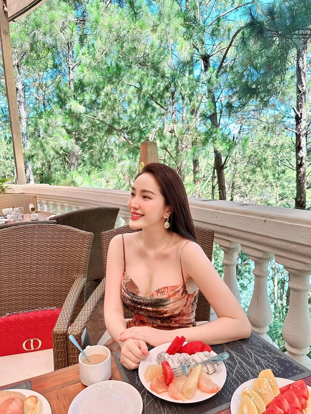 Bảo Thy hé lộ tính cách thật của ông xã doanh nhân sau 4 năm sống chung một nhà - Hình 8
