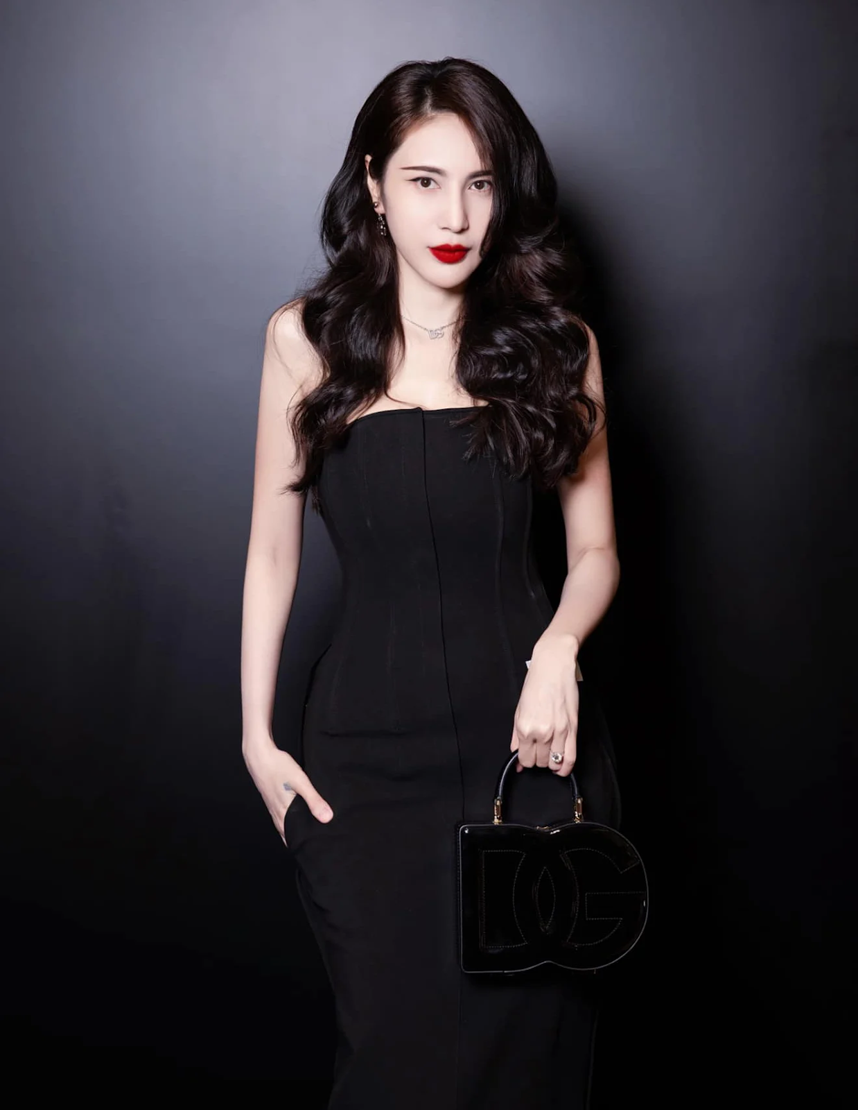 Thủy Tiên trần tình vụ hủy show, vô tình để lộ chuyện làm IVF để mang thai, bác sĩ Thịnh bị réo tên? - Hình 1