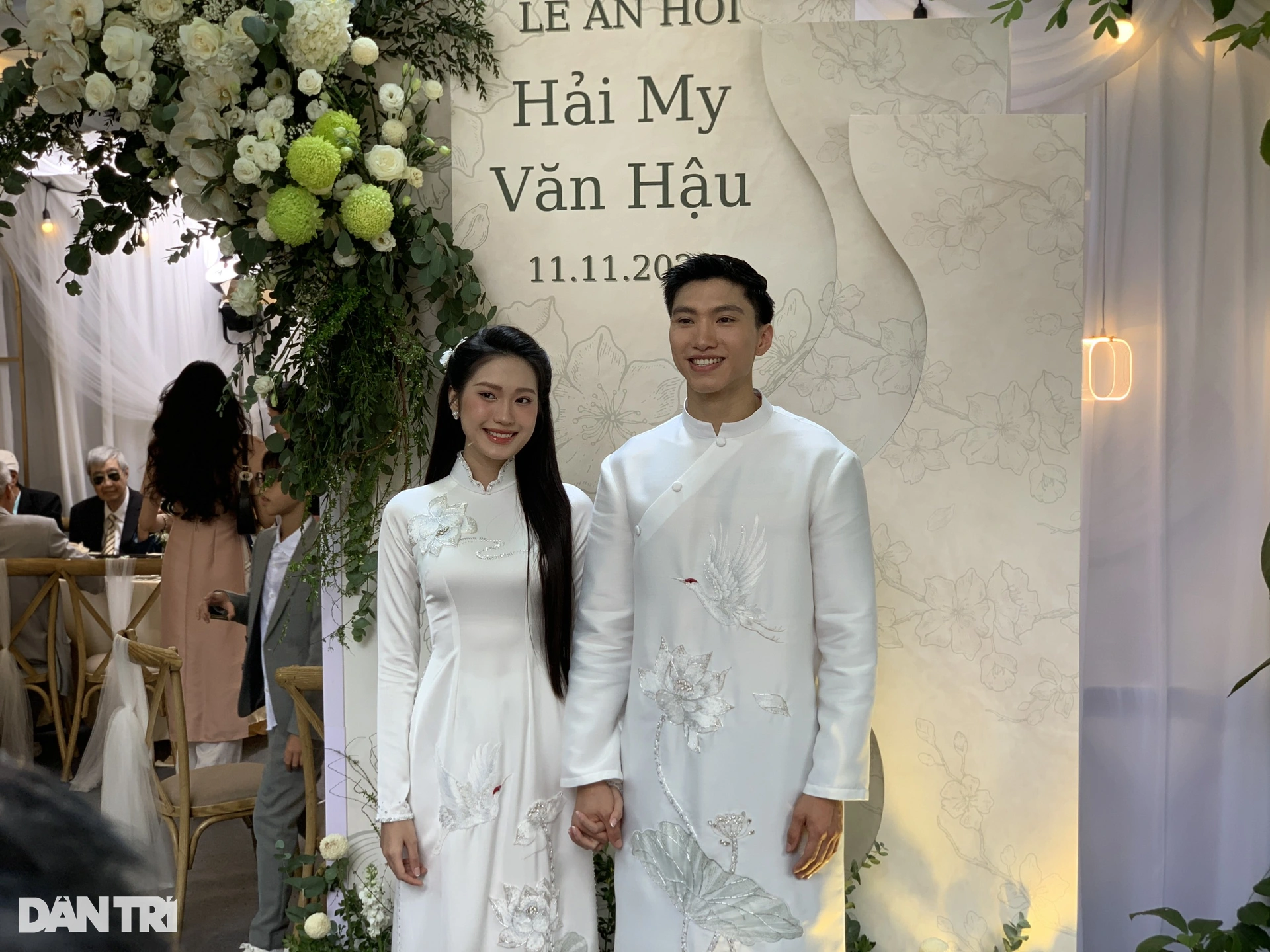 Văn Hậu - Doãn Hải My lộ phòng tân hôn ngay sau lễ cưới, bày trí ra sao khiến CĐM nói chưa đẳng cấp? - Hình 1