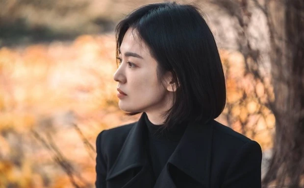 Song Hye Kyo kém sắc trong tiệc sinh nhật bạn thân, bị đàn em ngang nhiên vượt mặt tận 2 lần - Hình 4