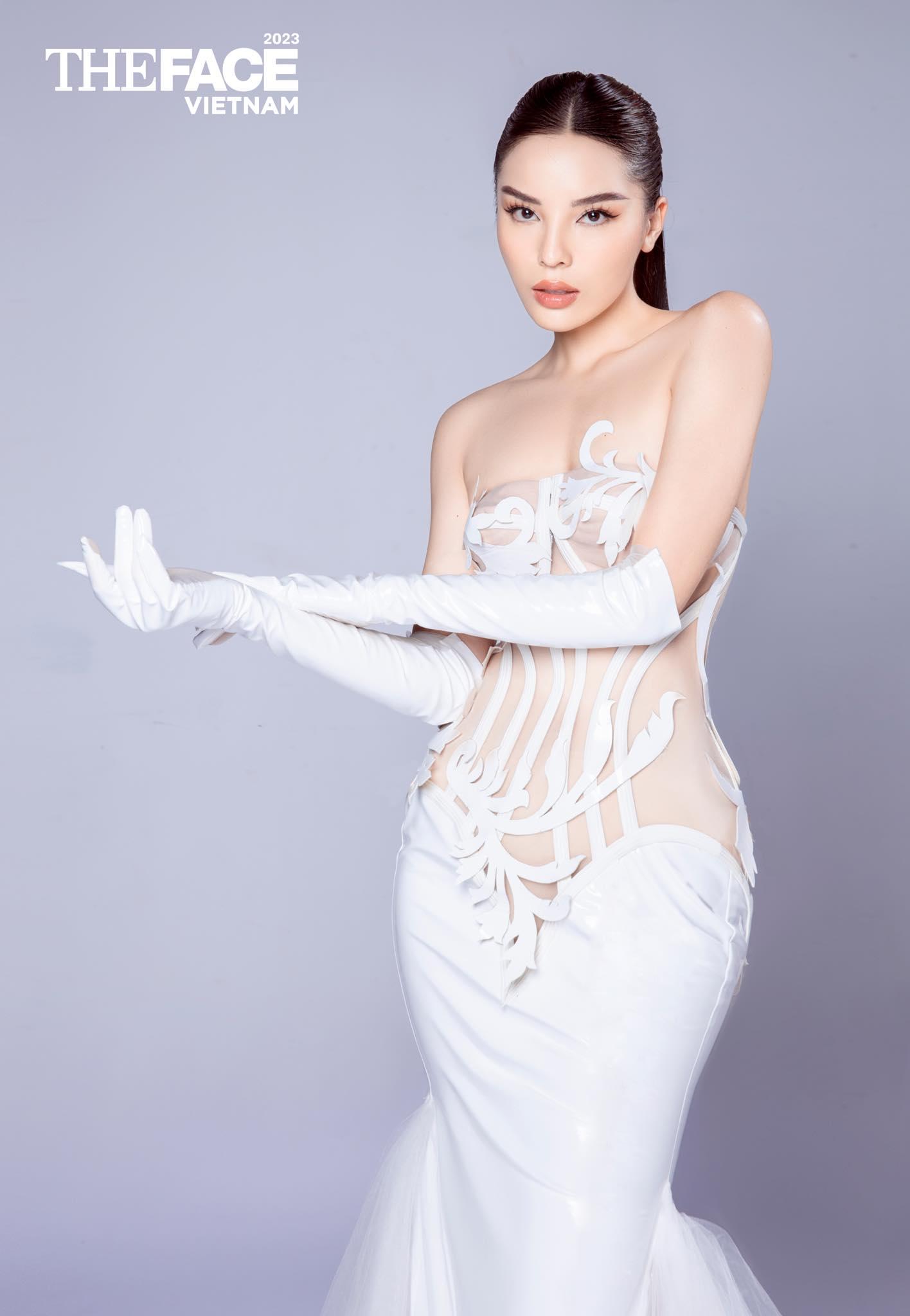 Kỳ Duyên tẩy trắng 7 năm nay hình tượng sụp đổ, bị CĐM tẩy chay phải đăng đàn xin lỗi - Hình 1