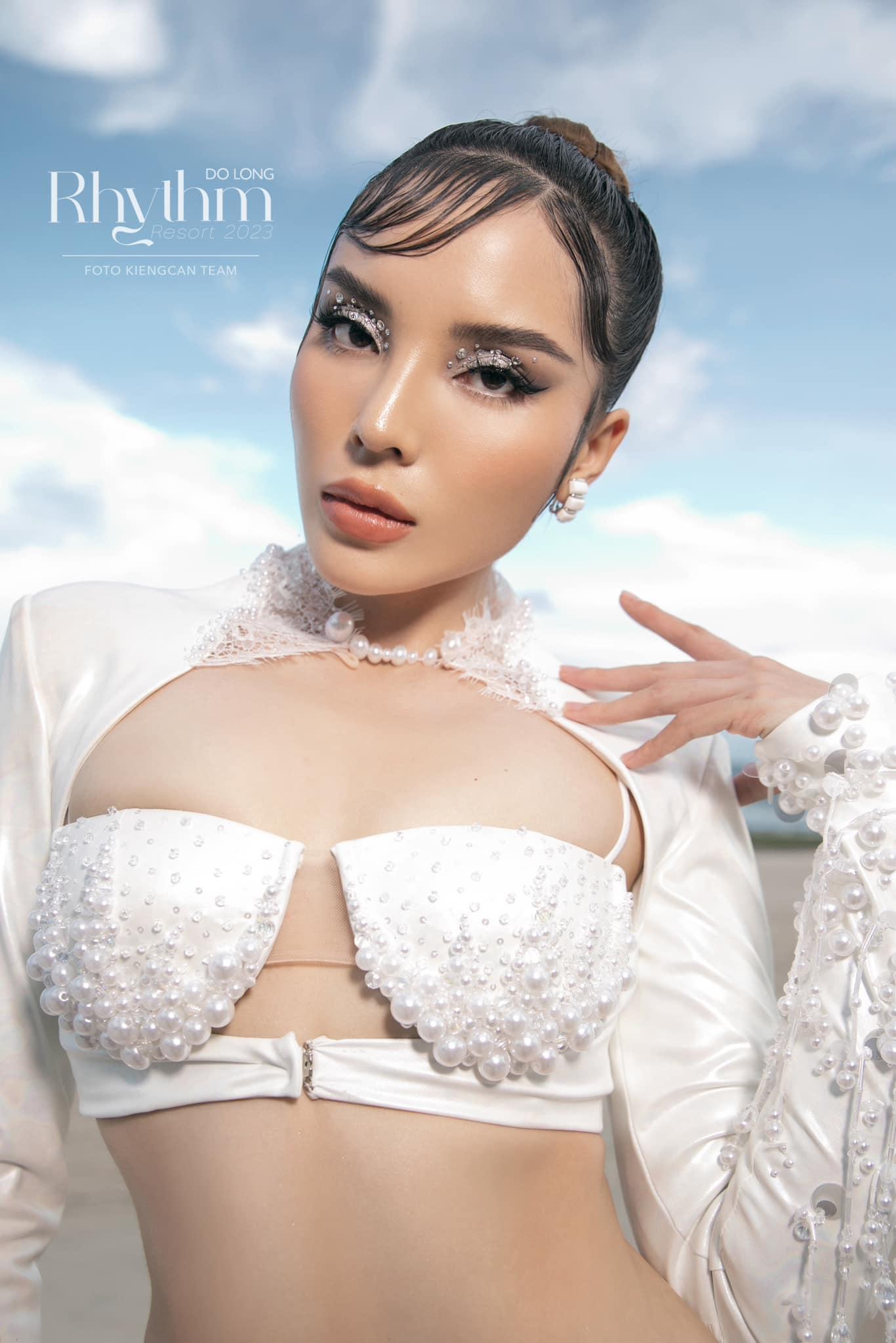 Kỳ Duyên tẩy trắng 7 năm nay hình tượng sụp đổ, bị CĐM tẩy chay phải đăng đàn xin lỗi - Hình 7