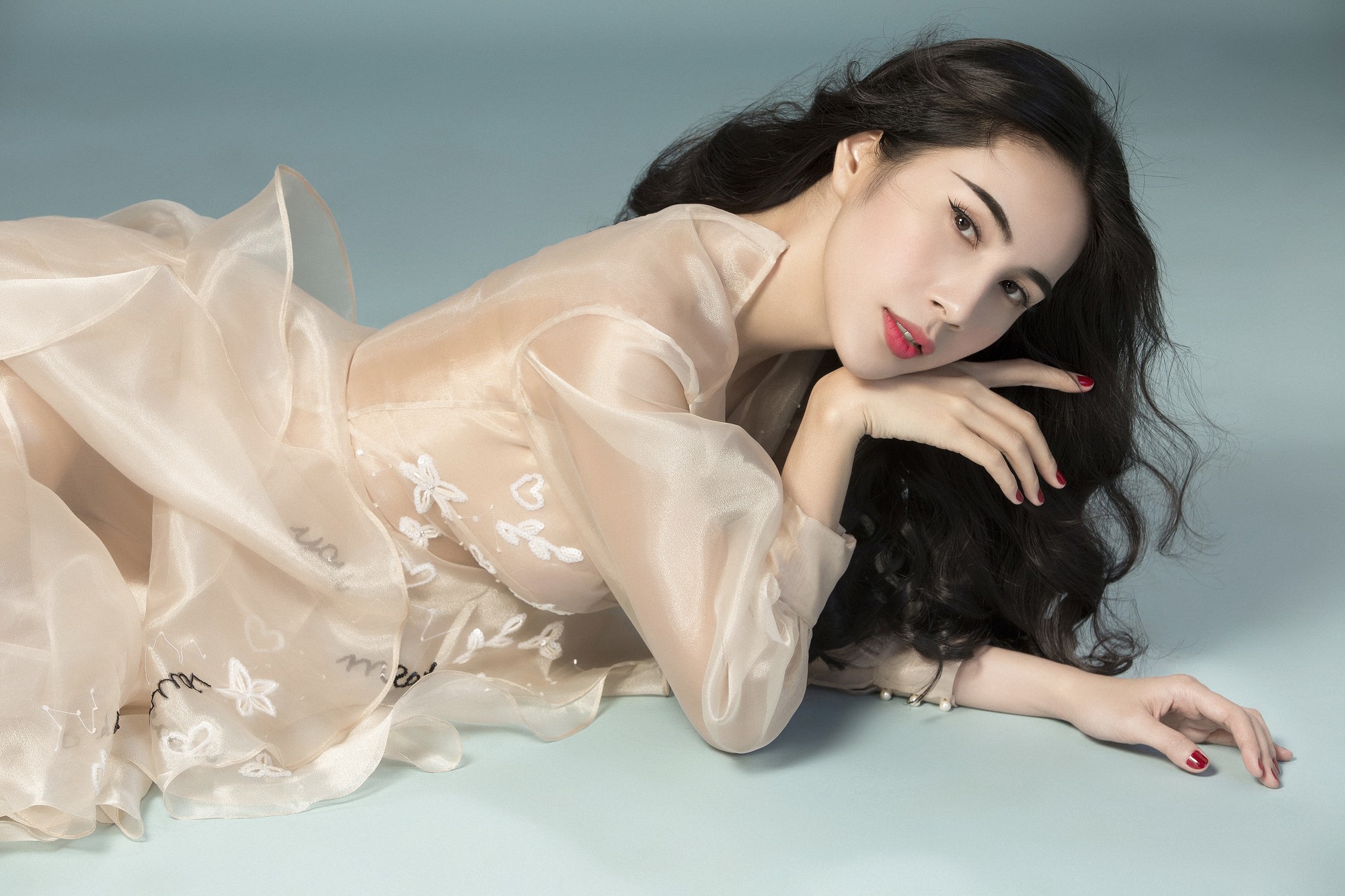 Thủy Tiên tuyên bố sẽ ngưng làm từ thiện, khẳng định bất nhiễm với gạch đá, không còn sợ chỉ trích - Hình 4