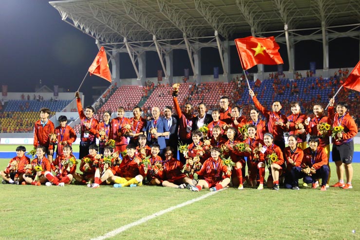 Đàm Vĩnh Hưng bị nói vì tự cho mình là yếu tố phong thủy giúp đội tuyển U23 vô địch SEA Games 31 - Hình 1