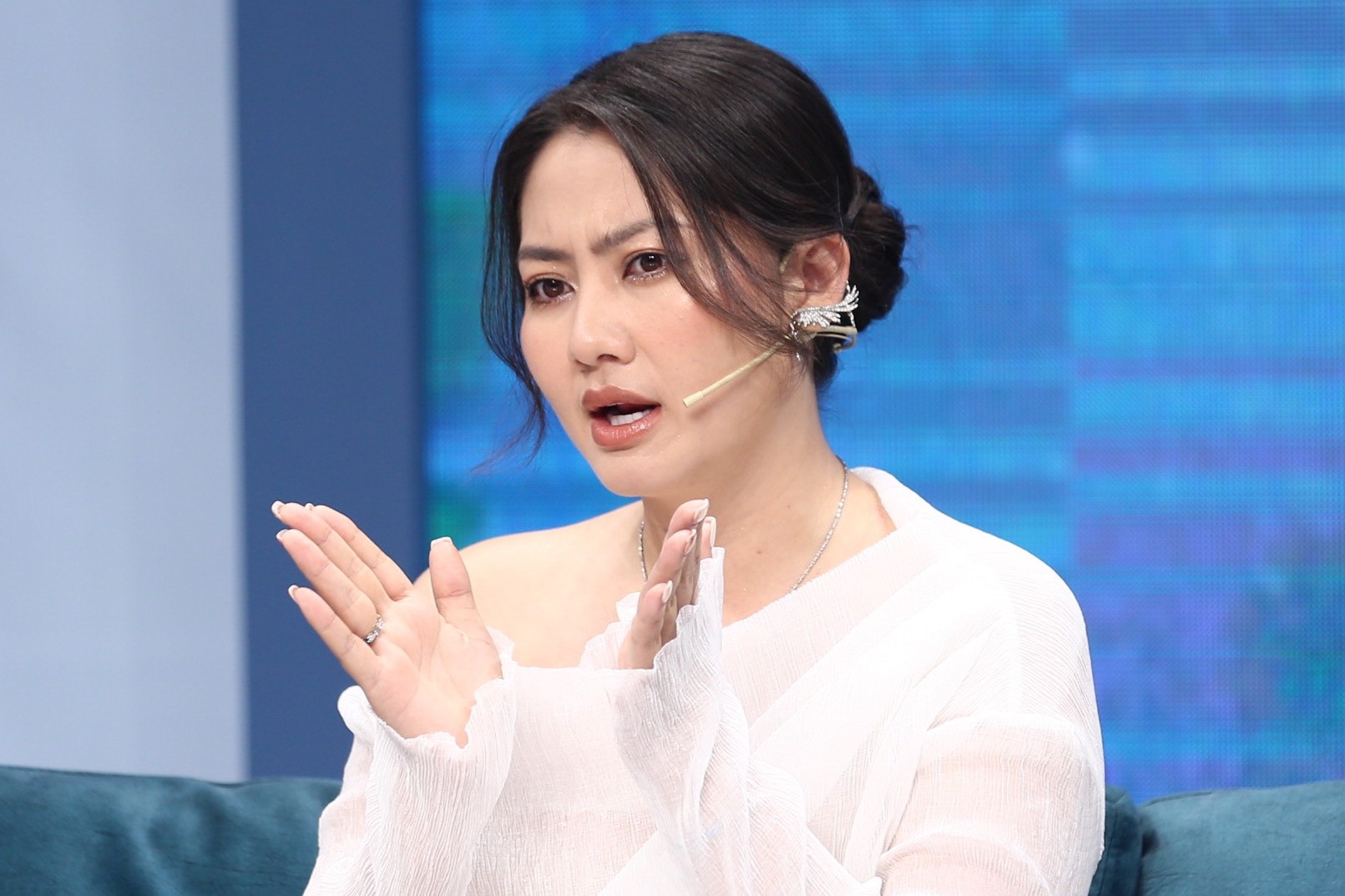 Hồng Ánh bức xúc lên án chuyên gia bảo hiểm nói Ngọc Lan hồ đồ, lười dắt mũi dư luận dù bị lừa tiền - Hình 2