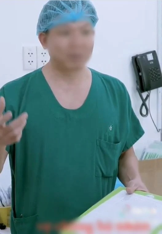 Bác sĩ trong vụ bà Nhân Vlog để lộ quá khứ muốn che giấu, Quỳnh Trần bị ném đá vì lấy con câu view - Hình 3