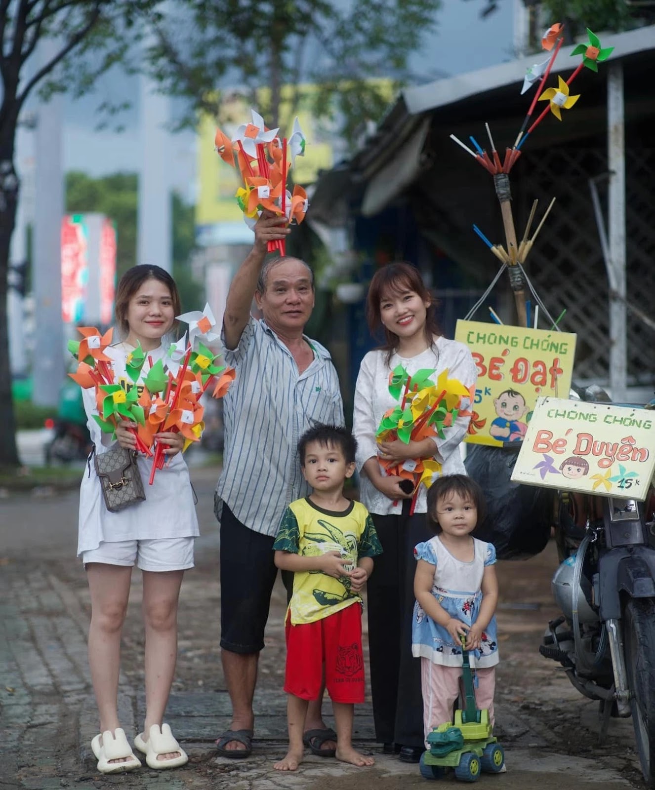 Tiktoker triệu view Thủy Tiên: Kể chuyện lịch sử bằng vẽ tranh độc đáo, lý do lập kênh gây bất ngờ - Hình 6