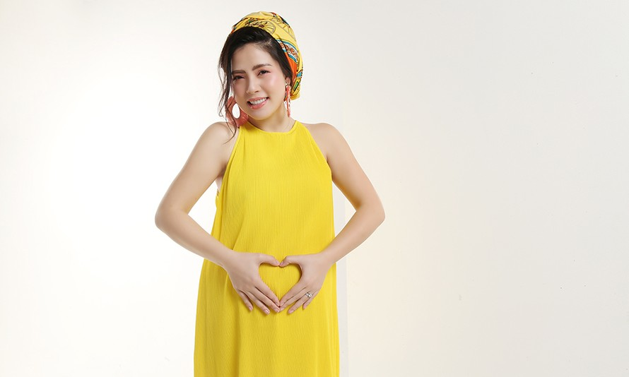 Ngọc Hiền: Nữ ca sĩ từng gặp sự cố gần đứt rời chân, suýt đi xe lăn, cuộc sống hiện tại ra sao? - Hình 8