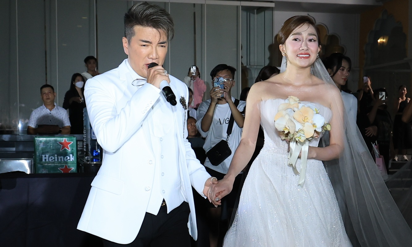 Phương Lan nói lời ruột gan gửi Trấn Thành, Lý Nhã Kỳ trong đám cưới, nức nở bên chồng Phan Đạt - Hình 7