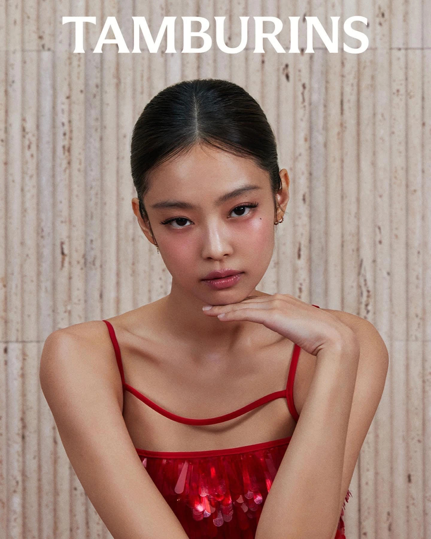 Jennie (BLACKPINK) hại nhiều người bị lạnh cóng, biểu cảm khi được Vua Charles nhắc tên gây chú ý - Hình 1