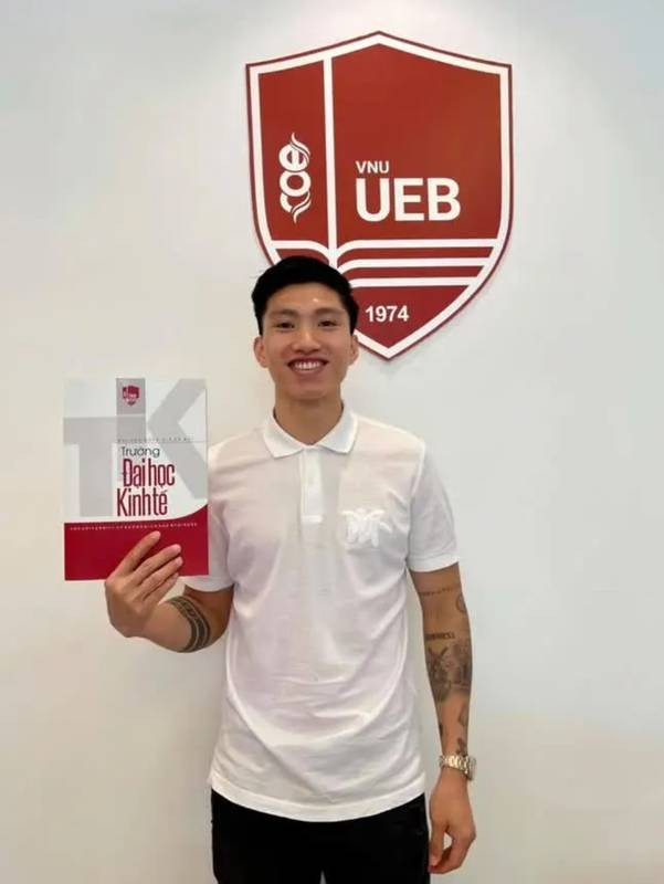 Đoàn Văn Hậu bị đàn anh đá đểu, chê học thức không bằng Doãn Hải My, chính chủ đáp lại đúng 1 câu - Hình 4