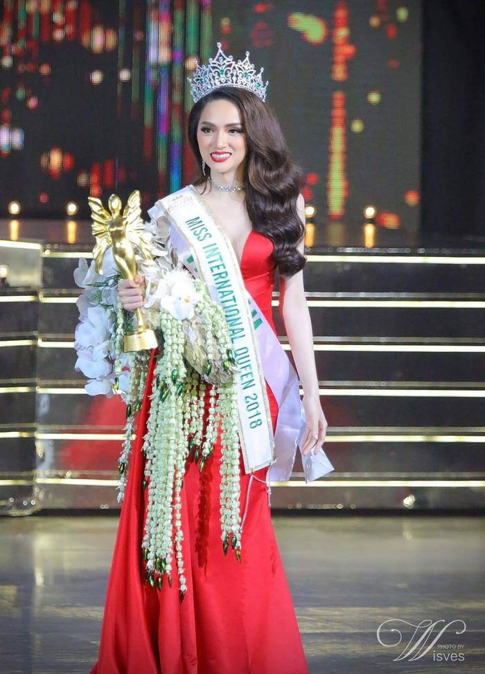 Hương Giang bị Lương Mỹ Kỳ giận sau vụ Miss International Queen, 1 lần lên tiếng nói rõ MQH hiện tại - Hình 7