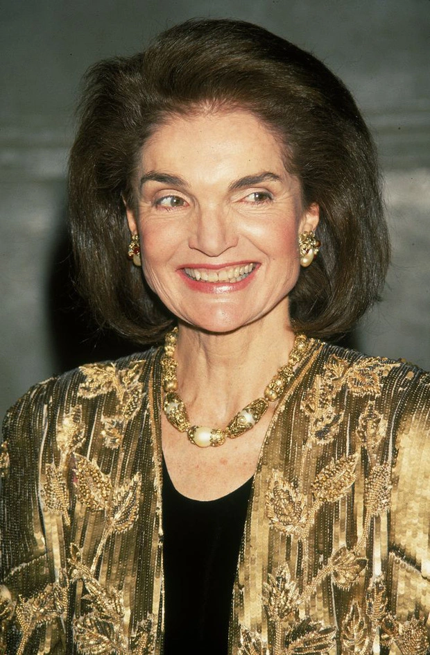 Jackie Kennedy: Chứng kiến chồng Tổng thống bị hại trước mắt và chuỗi ngày bi kịch sau khi tái hôn - Hình 13