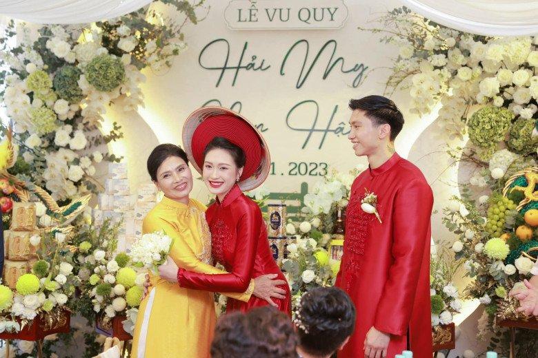 Doãn Hải My lại để lộ điểm chí mạng như mang thai con đầu lòng với Văn Hậu, vòng eo 55cm nay còn đâu - Hình 2