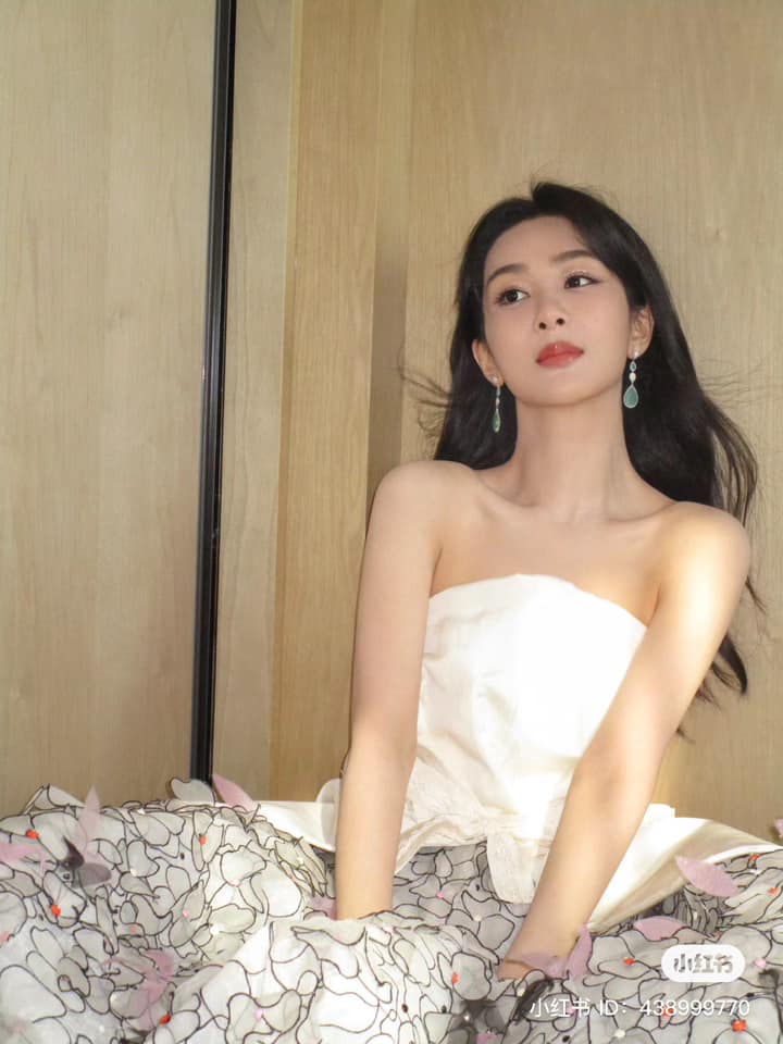 Dương Tử lội ngược dòng, chính thức vượt mặt dàn sao nữ đỉnh lưu ở mảng thời trang - Hình 13