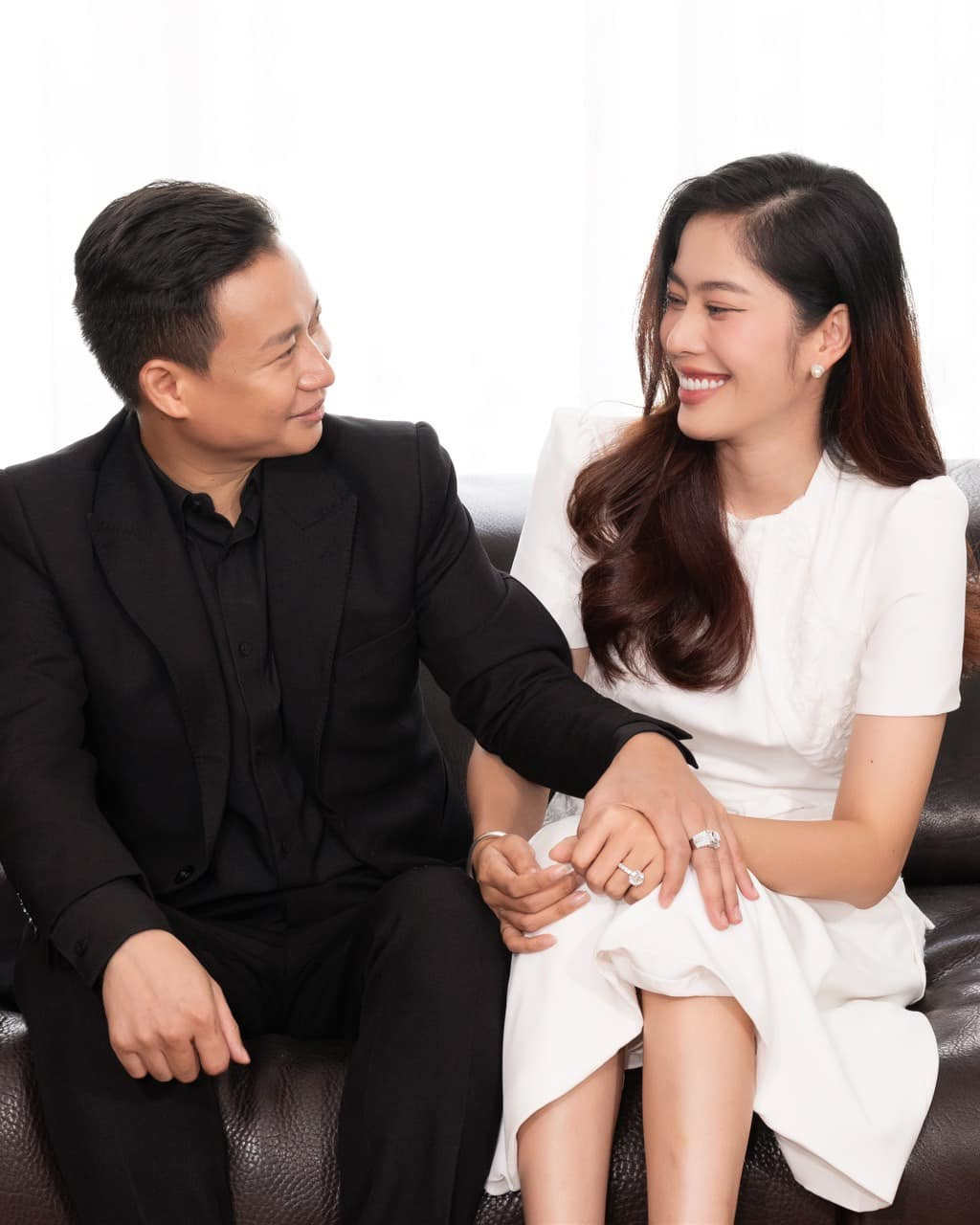 Rộ tin Nam Em hủy hôn, xóa hết ảnh, ẩn ý độc thân, chồng sắp cưới cũng có động thái dứt tình? - Hình 1