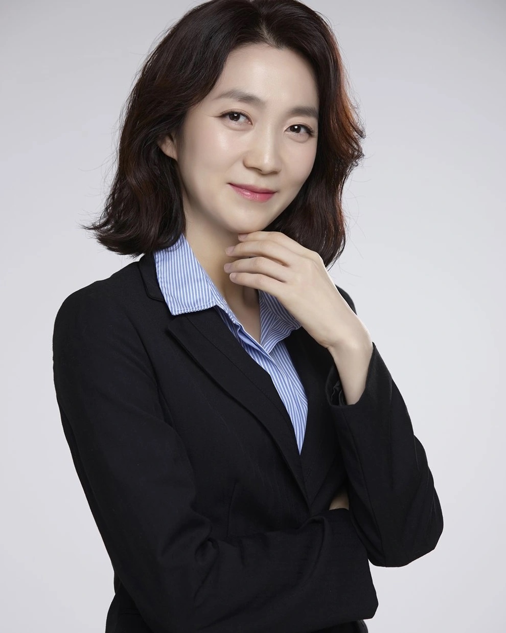 Kim Joo Ryung: Sao nữ Squid game từng thi Hoa hậu, vô danh hơn 20 năm bỗng nổi tiếng sau 1 đêm - Hình 6
