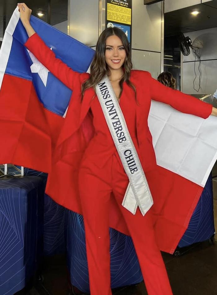 Miss Universe 2023 chính thức khởi động, Bùi Quỳnh Hoa vừa đến El Salvador đã ghi điểm - Hình 15