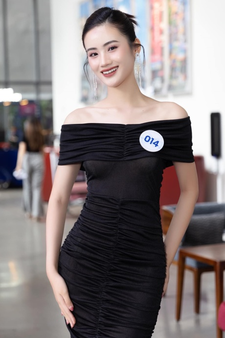 Ý Nhi trước khi đi Úc 2 năm: Trùng tu vòng 1, thái độ đáng bàn, CĐM tung luôn ảnh khó chối? - Hình 6