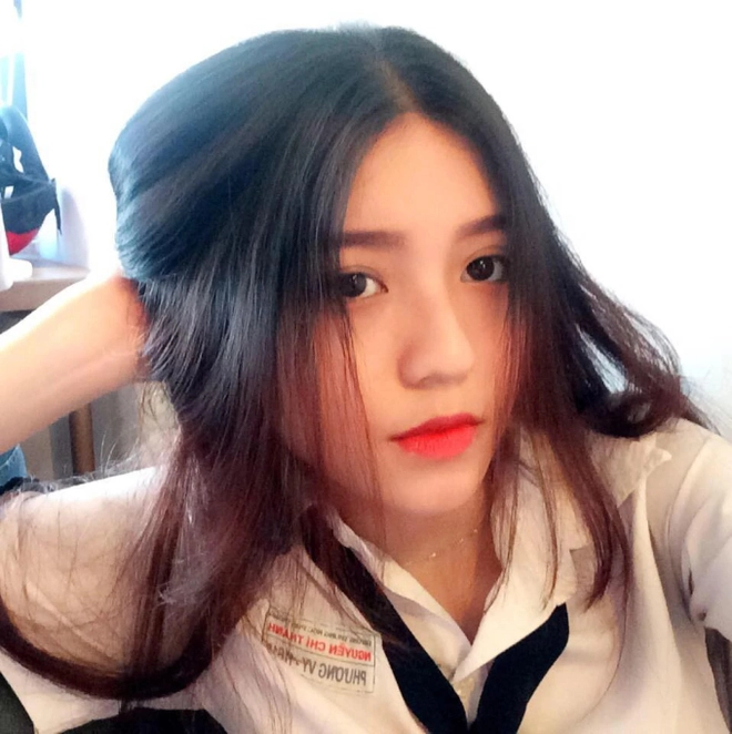 Bâu Krysie: Á quân The Face bị người hâm mộ quay xe vì liên hoàn phốt cắm sừng người yêu - Hình 1