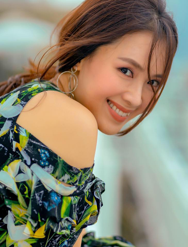Hồng Diễm bị soi chi tiết trùng tu nhan sắc, dù trước đó từng khẳng định chỉ thích vẻ đẹp tự nhiên - Hình 1