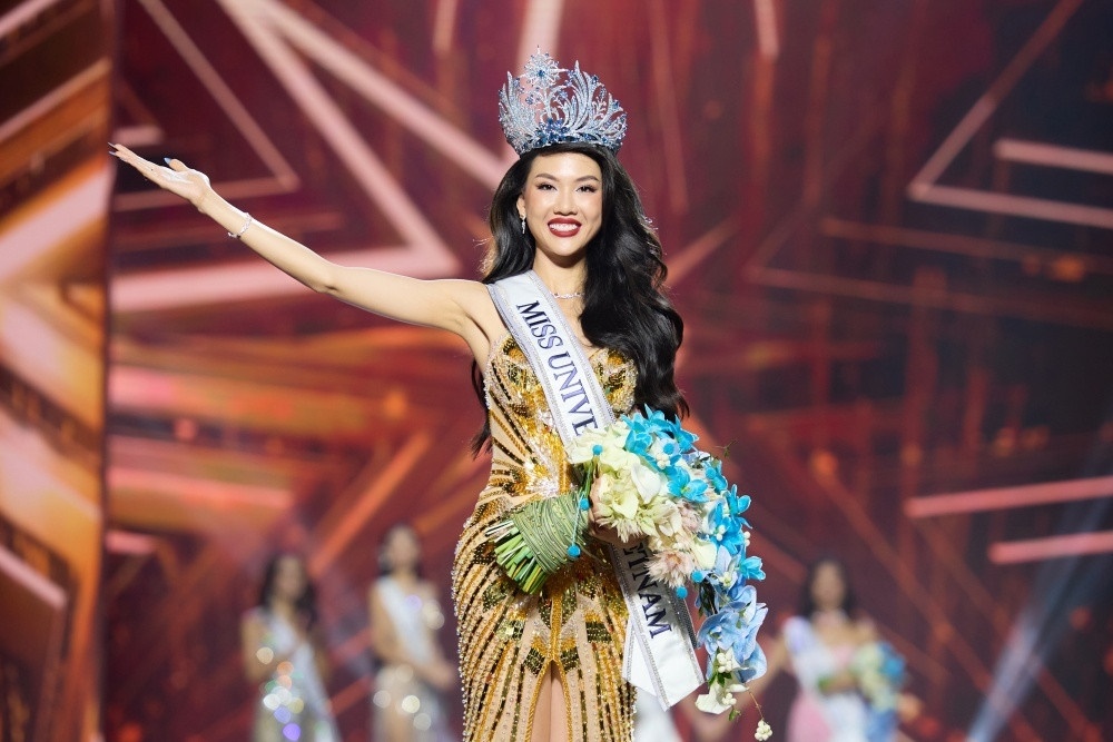 Bùi Quỳnh Hoa bị BGK Miss Universe Vietnam quay lưng, xem như con ghẻ, nói câu 1 cực phũ phàng - Hình 8