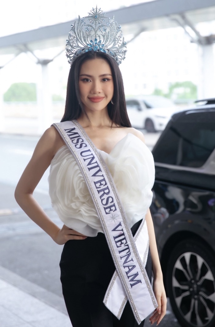 Bùi Quỳnh Hoa bị BGK Miss Universe Vietnam quay lưng, xem như con ghẻ, nói câu 1 cực phũ phàng - Hình 5