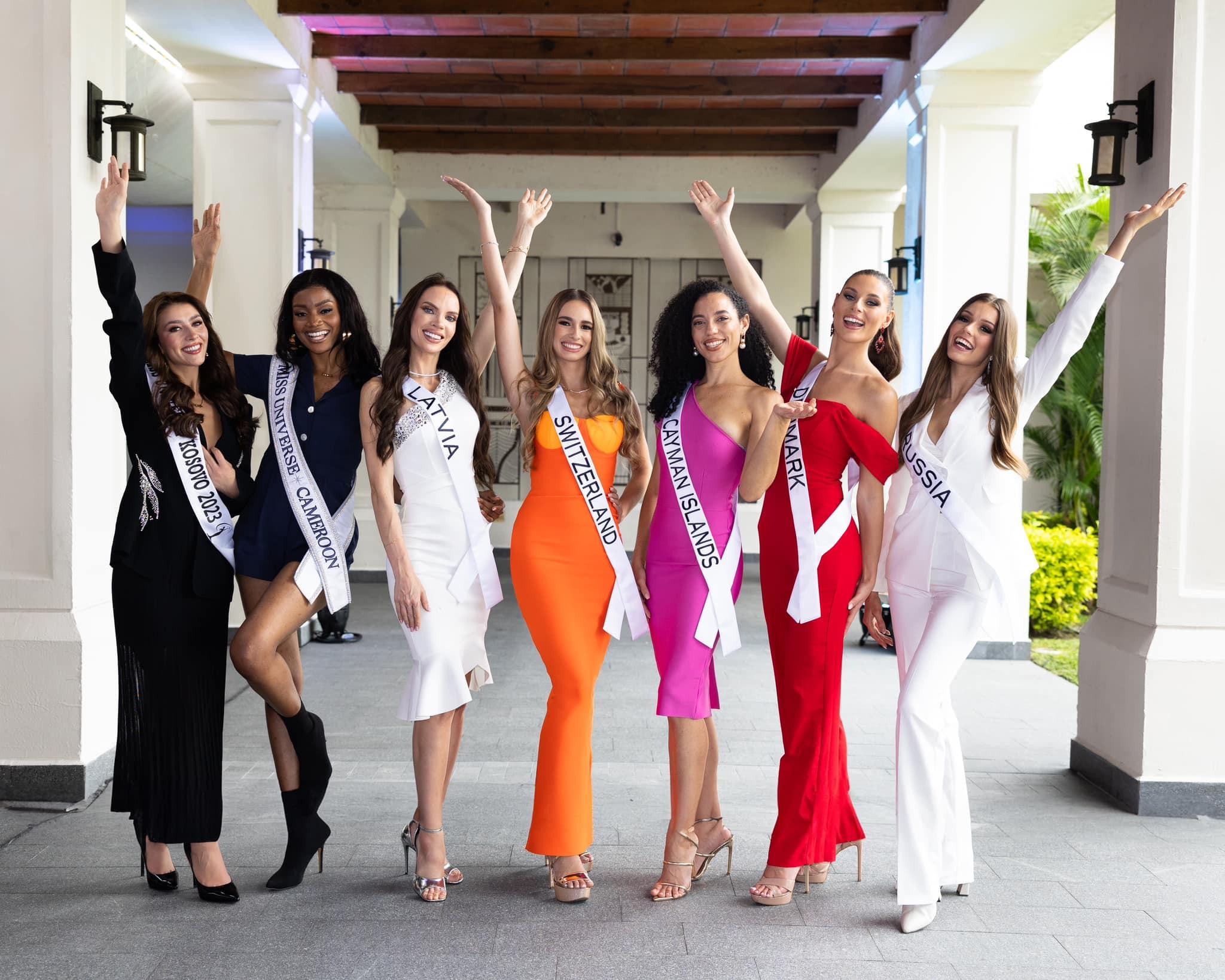 Bùi Quỳnh Hoa né phóng viên quốc tế ở Miss Universe, thái độ e dè, sượng sùng, lộ yếu điểm ngoại ngữ - Hình 2