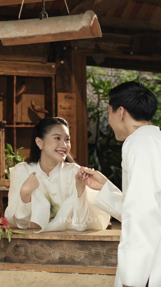 Đoàn Văn Hậu tung ảnh cưới nét căng với Doãn Hải My, hé lộ một chi tiết đặc biệt của chiếc váy cưới - Hình 8